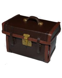 Redman Toys Killer Leon: Suit Case With Internal Pockets (Brown)