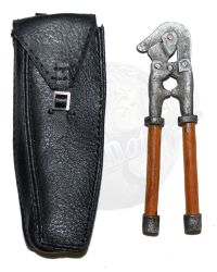 DID German SS Pioneer Reinhardt Witt: Functional Assault Team Short Pattern Wire Cutter with Leather Pouch